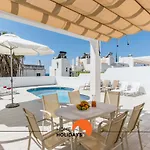 #052 V4 Mimosas By Home Holidays